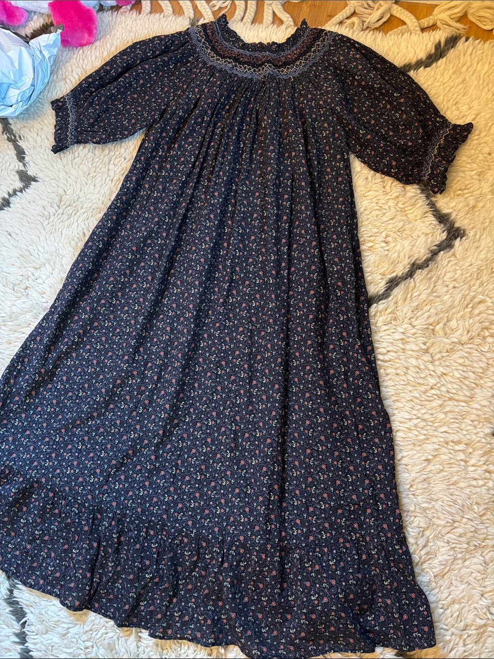 Doen Floral Smocked Dress - Picture 16 of 17
